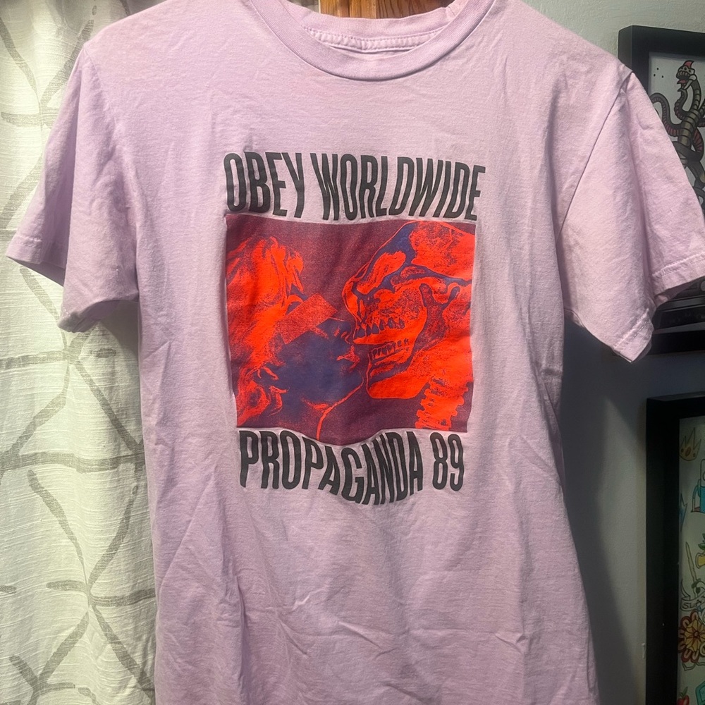 OBEY - Propaganda 89 - genuine mens small tee